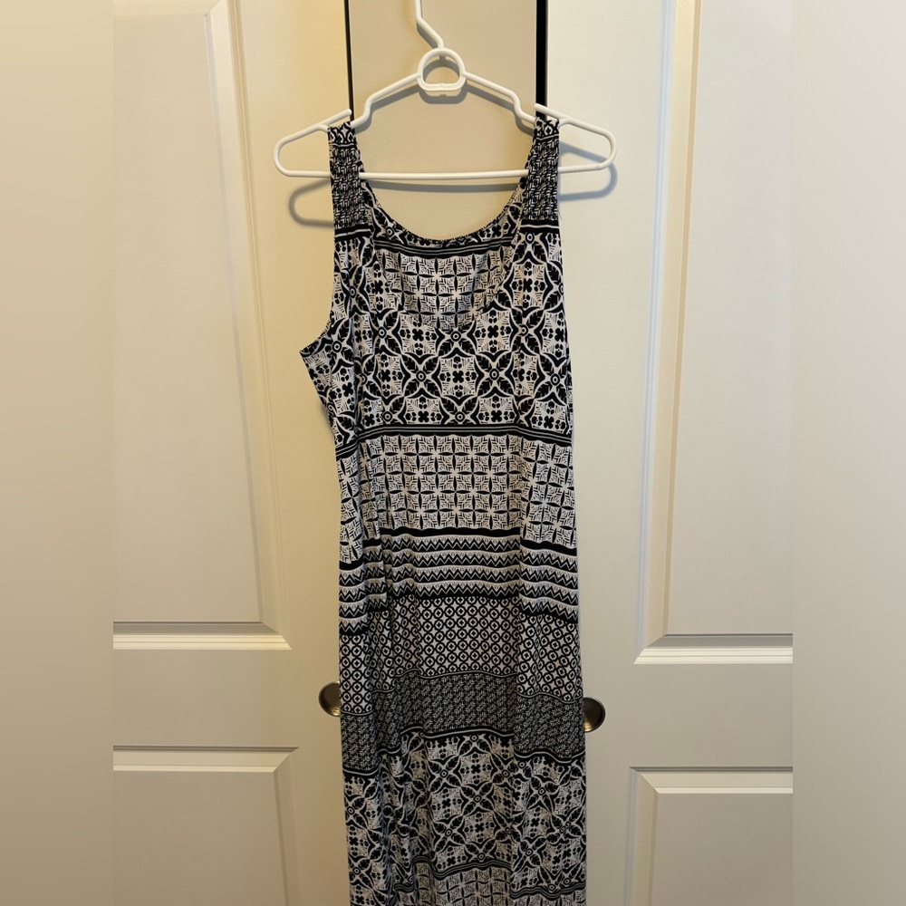 Tommy Bahama dress - Picture 2 of 5